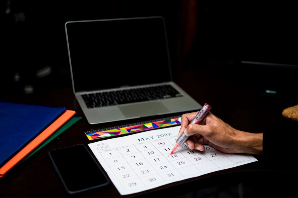 Scheduling a Google Ads pause for a holiday or budget freeze